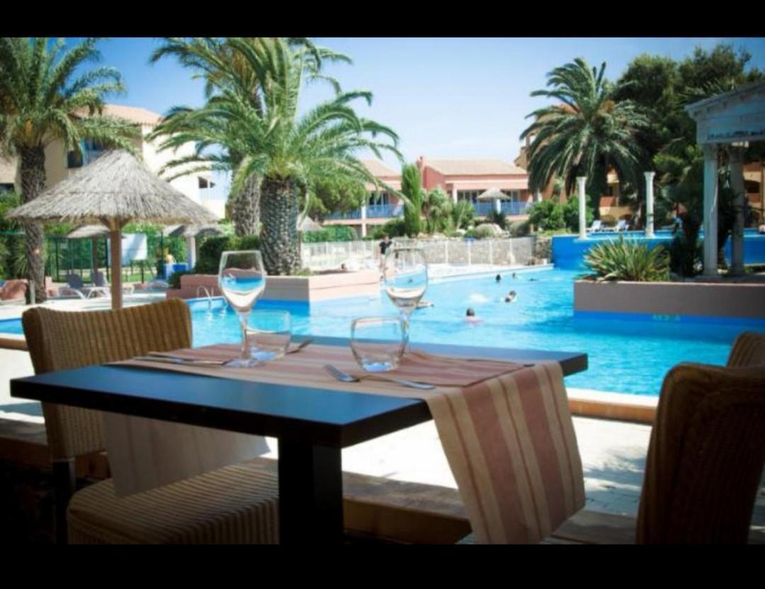 Malibu Village Canet-en-Roussillon Exterior foto